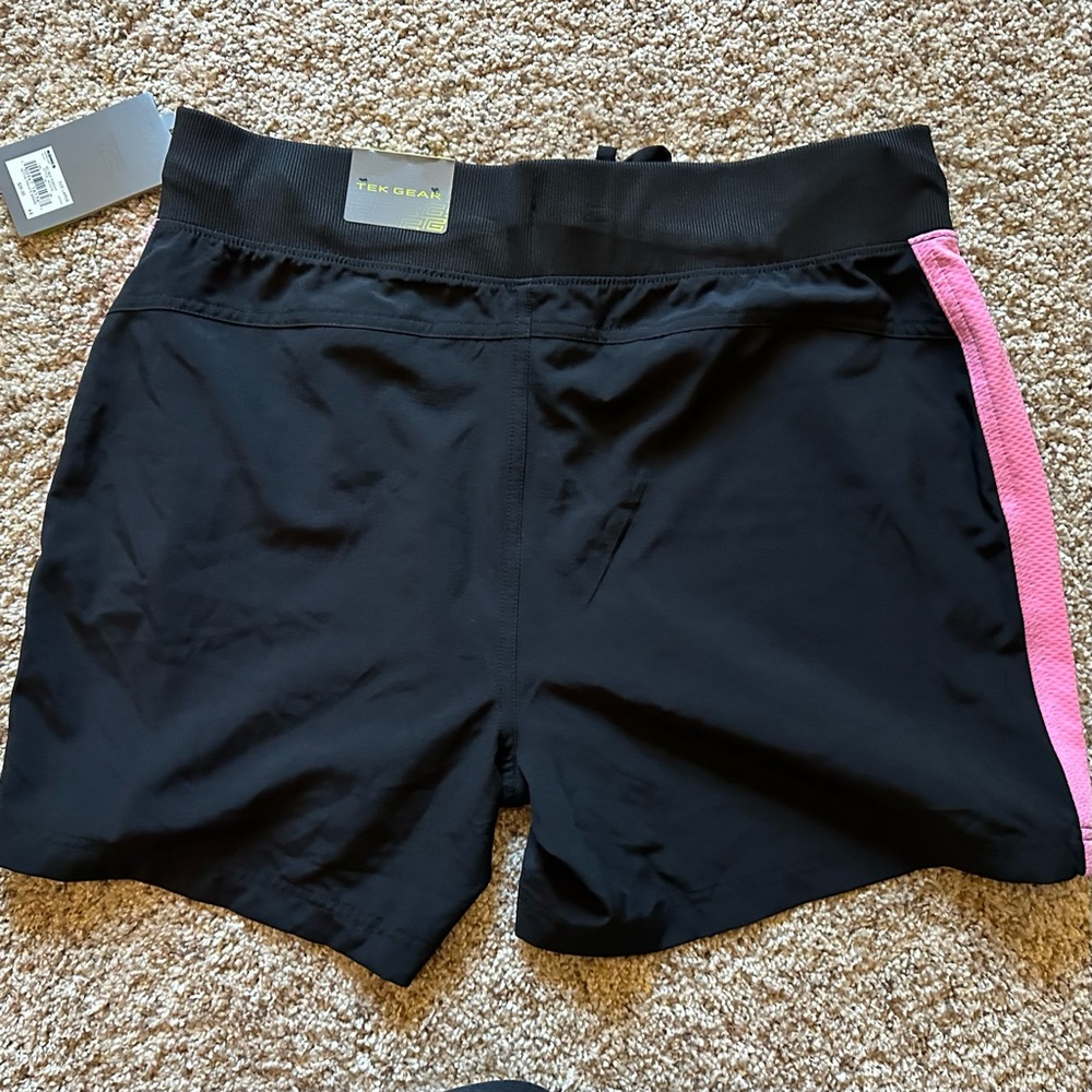 Women’s shorts size Large